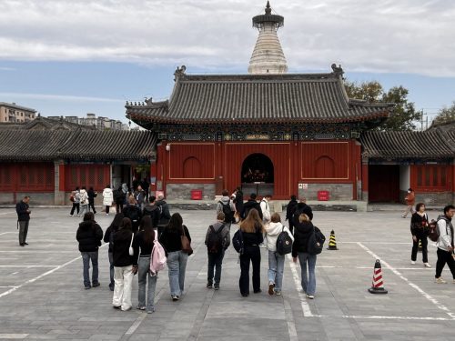 Peking_Miaoying Tempel-min